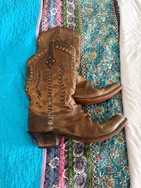 Durango Brown Suede Leather Western Pull-On Boots